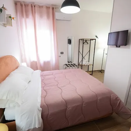 Luz De Salento Λέτσε