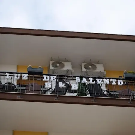 Luz De Salento לינה וארוחת בוקר