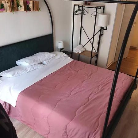 Bed and Breakfast Luz De Salento Λέτσε